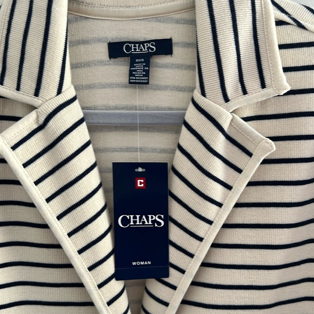 1. Chaps Woman’s Sweater Blazer with 3 functional Metal buttons and lapel. - Picture 16 of 16